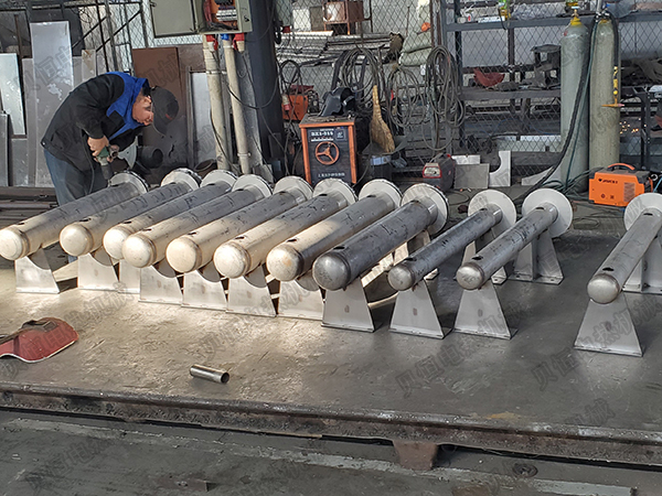 30KW液体管道加热器生产中